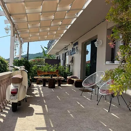 Michaela Poros (Kefalonia)