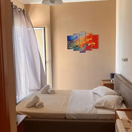 Michaela ホテル ポロス