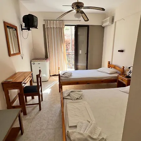 Michaela Hotel Poros (Kefalonia)