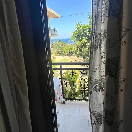 Michaela Hotel Poros (Kefalonia)